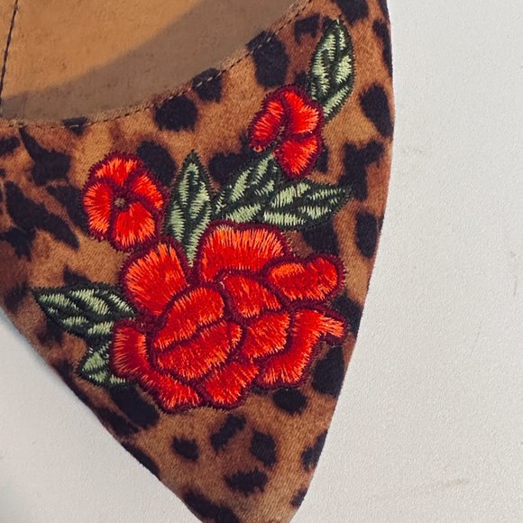 RePort Sycamore Flats Animal Print Floral Embroidered Pointed Toe Womens Size 10 - Picture 7 of 8